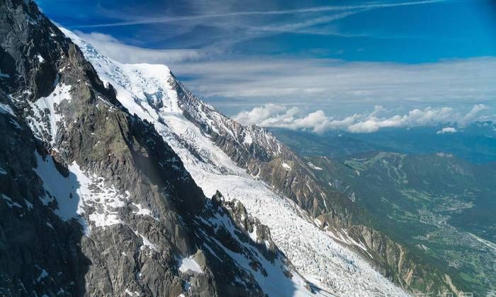 阿尔卑斯山最高的山脉是哪座