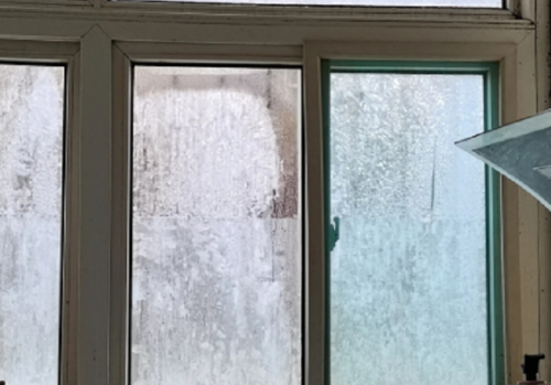 冬天窗户结冰了怎么办小窍门