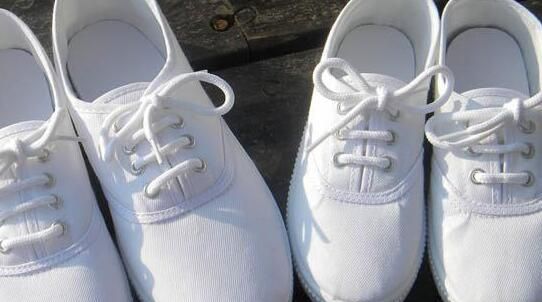 白色帆布鞋发黄的原因 白色帆布鞋不发黄小妙招