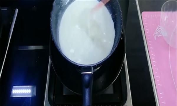 牛奶和鸡蛋可以做什么，牛奶鸡蛋布丁怎么做？图2