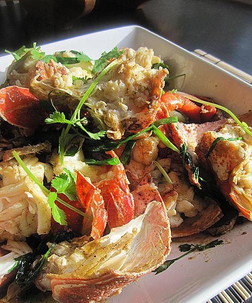 澳洲红龙虾大花龙大青龙有什么区别哪个最好吃哪个贵