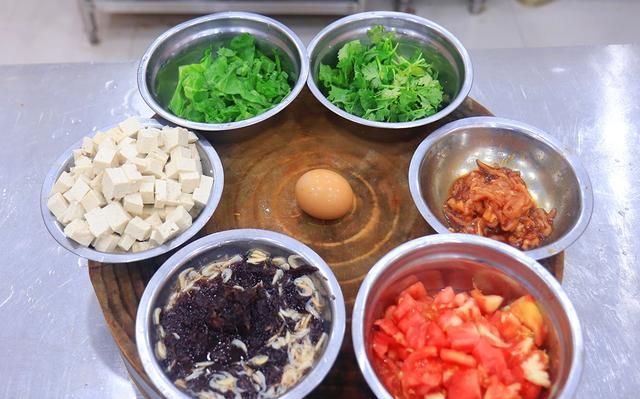 豆腐配什么菜最好吃？教你6种不同做法，鲜香嫩滑，顿顿吃光盘
