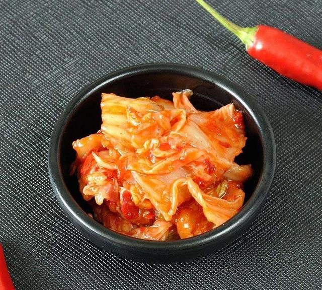 正宗韩国菜包肉，在家也可以品尝到地道韩国风味，少油低脂，健康