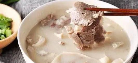 白茅根羊肉汤的做法