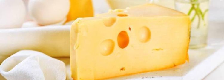 马苏里拉奶酪保质期9个月，未开封冷藏，过期两个月还能用吗