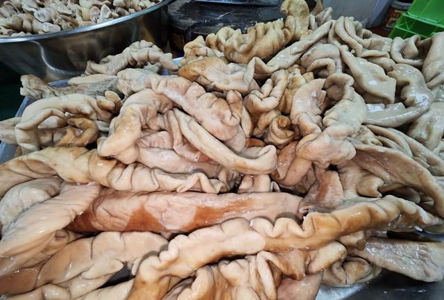 藏在兰州街头的传统美味——肥肠面，回味无穷，吃一次忘不了