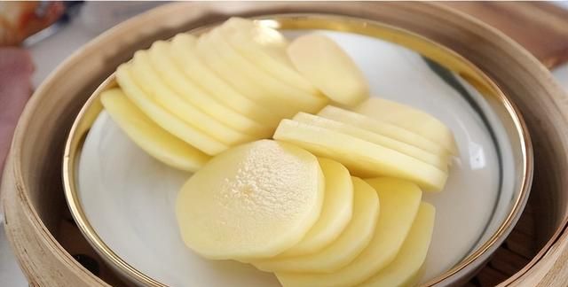 土豆的几种零食做法，简单好上手，给平凡的生活增加点土豆味