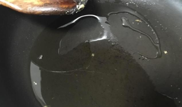 塑料融化在锅里怎么清理彻底，塑料融化在锅里怎么除掉？图2