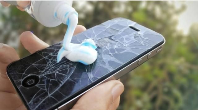 牙膏真能修复手机屏幕上的细小划痕吗？
