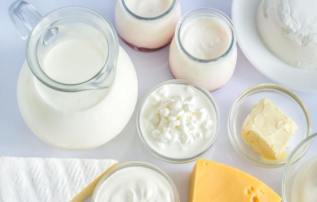 既然不是纯酸奶，为什么很多人还喜欢喝风味发酵乳？怎样选购？