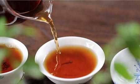 喝茶叶能不能放蜂蜜？茶叶和蜂蜜一起喝好吗？