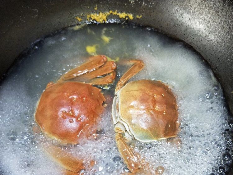 螃蟹开水煮多久可以吃，螃蟹开水煮后多久熟？图7