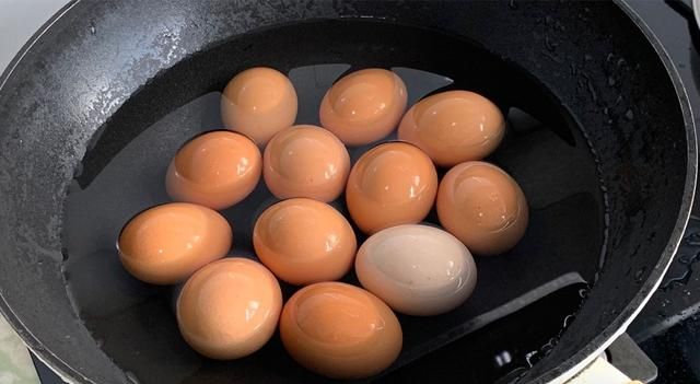 比煮鸡蛋好吃百倍的秘制卤蛋！一次煮好存冰箱，营养解馋，特省事