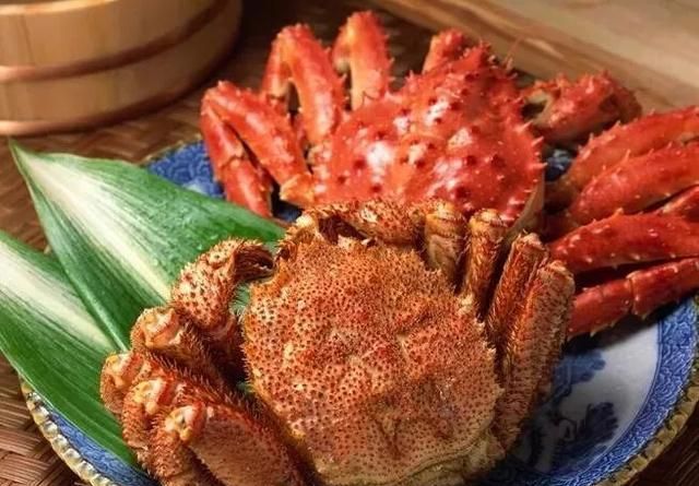 说好死了的螃蟹不能吃，为什么超市里还卖冰冻螃蟹？