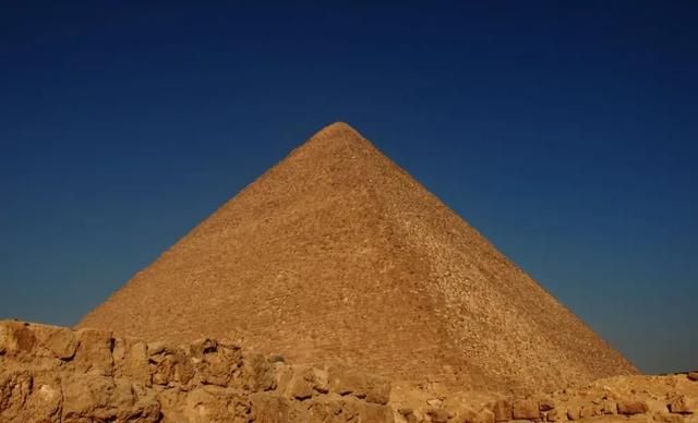 刺客信条起源金字塔有几个