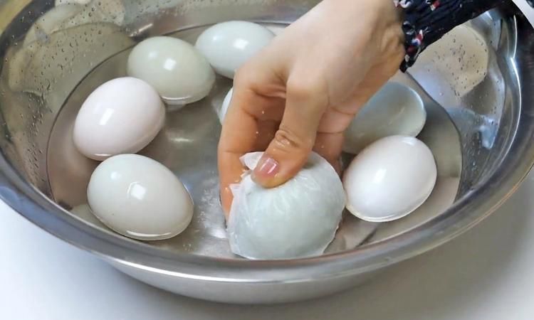 臭臭咸鸭蛋的腌制方法