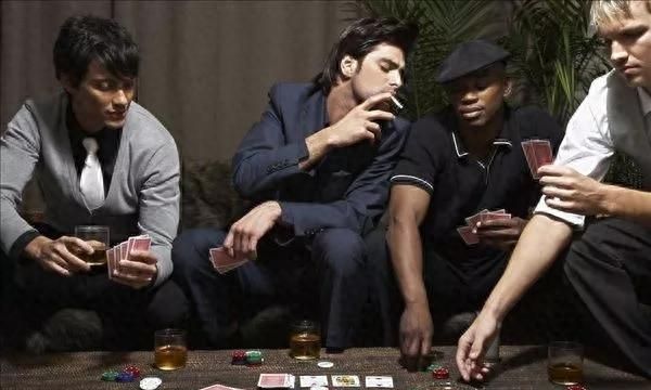 为什么玩牌总是输？你该了解的这几种扑克牌技！