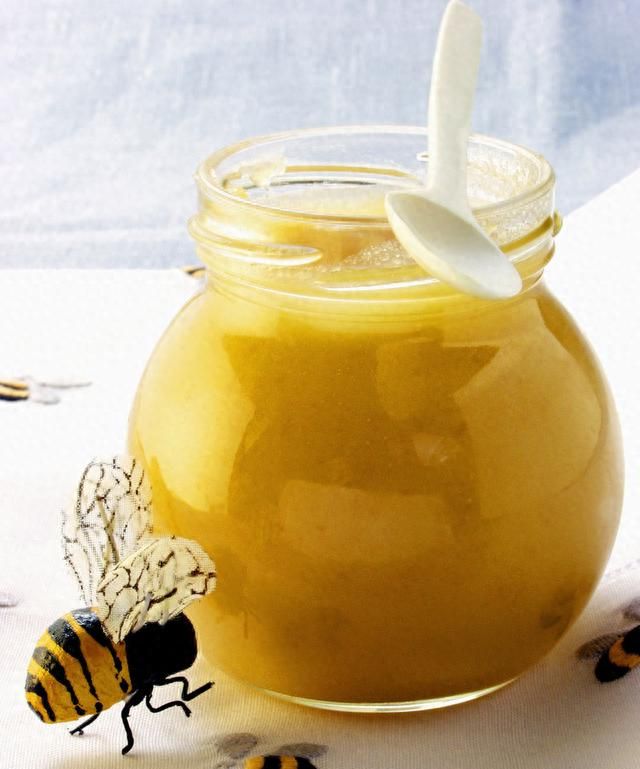 蜂蜜腌制柠檬片的3种方法 蜂蜜腌制柠檬可以保存多久？
