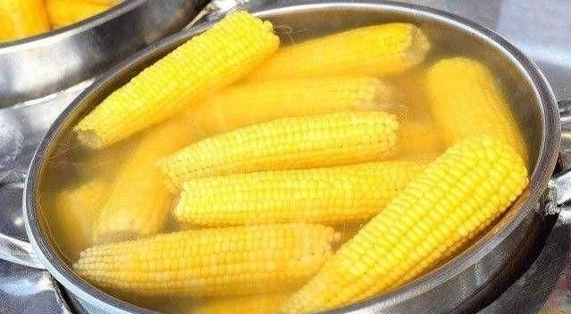玉米怎么做好吃简单家常菜做法，玉米有些家常菜做法？图3