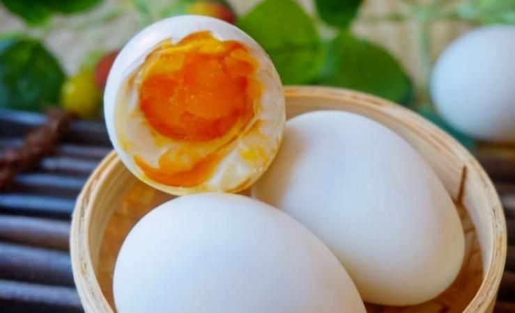 生的咸鸭蛋可以保存多久