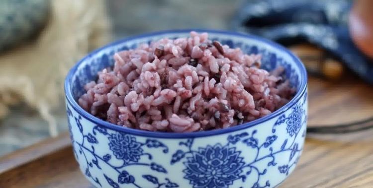 东北人吃的黑米饭是怎么做的