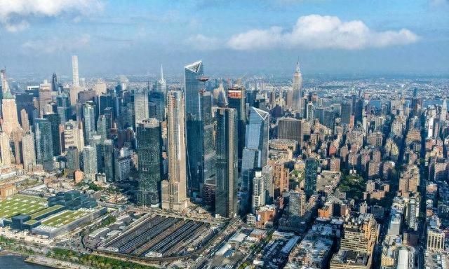 美国第五城费城与中国新一线城市重庆的城建对比，谁更有震撼力？