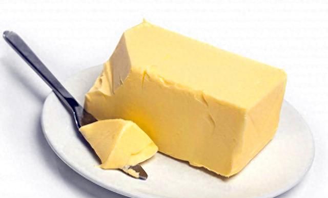 很多人喜欢吃黄油，对身体有无坏处？黄油是什么油？告诉你真相