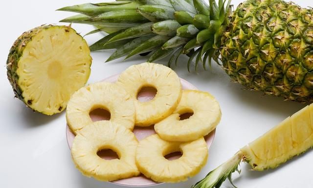 很多人都喜欢吃菠萝，没想到它对身体有这4个好处